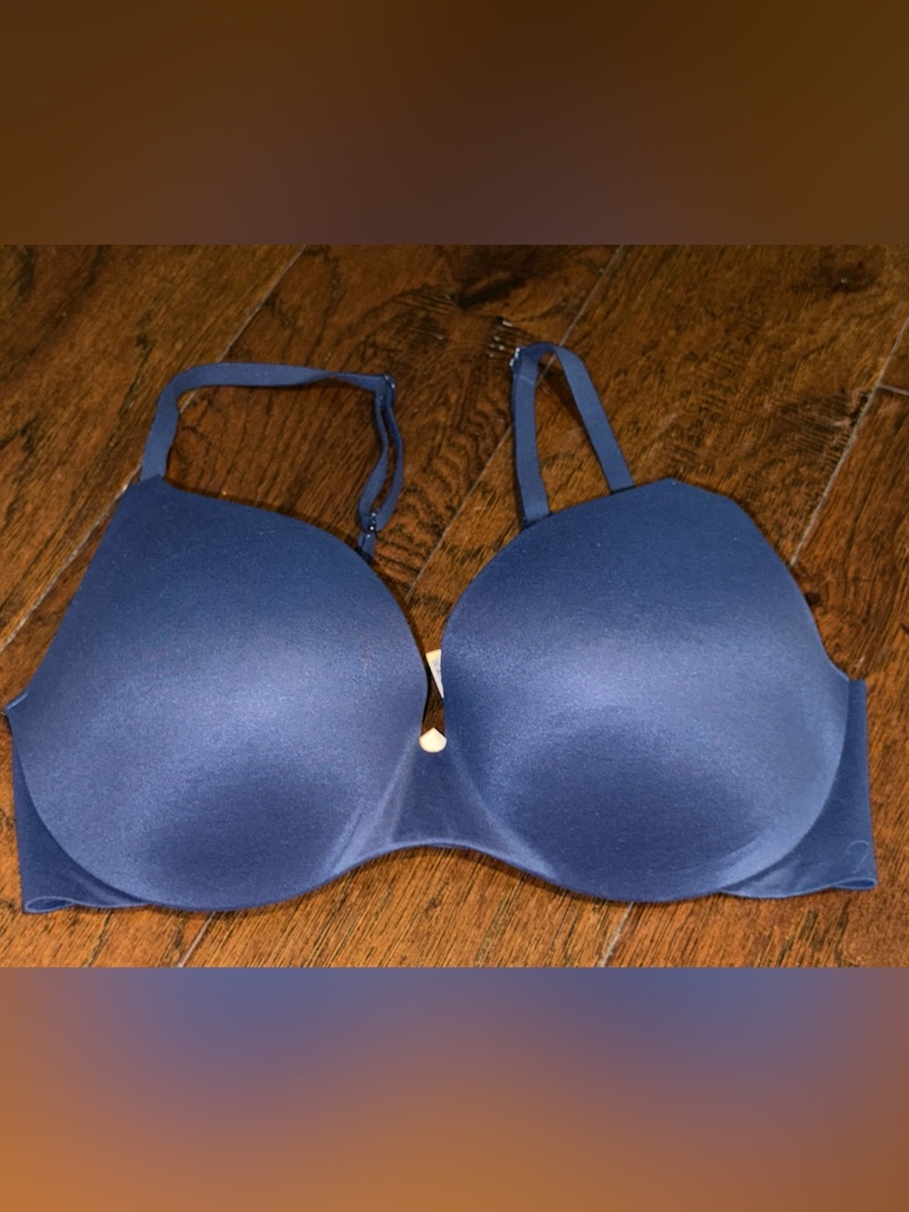 NWOT Women’s Victoria Secret Navy Bra size 32 D/D70